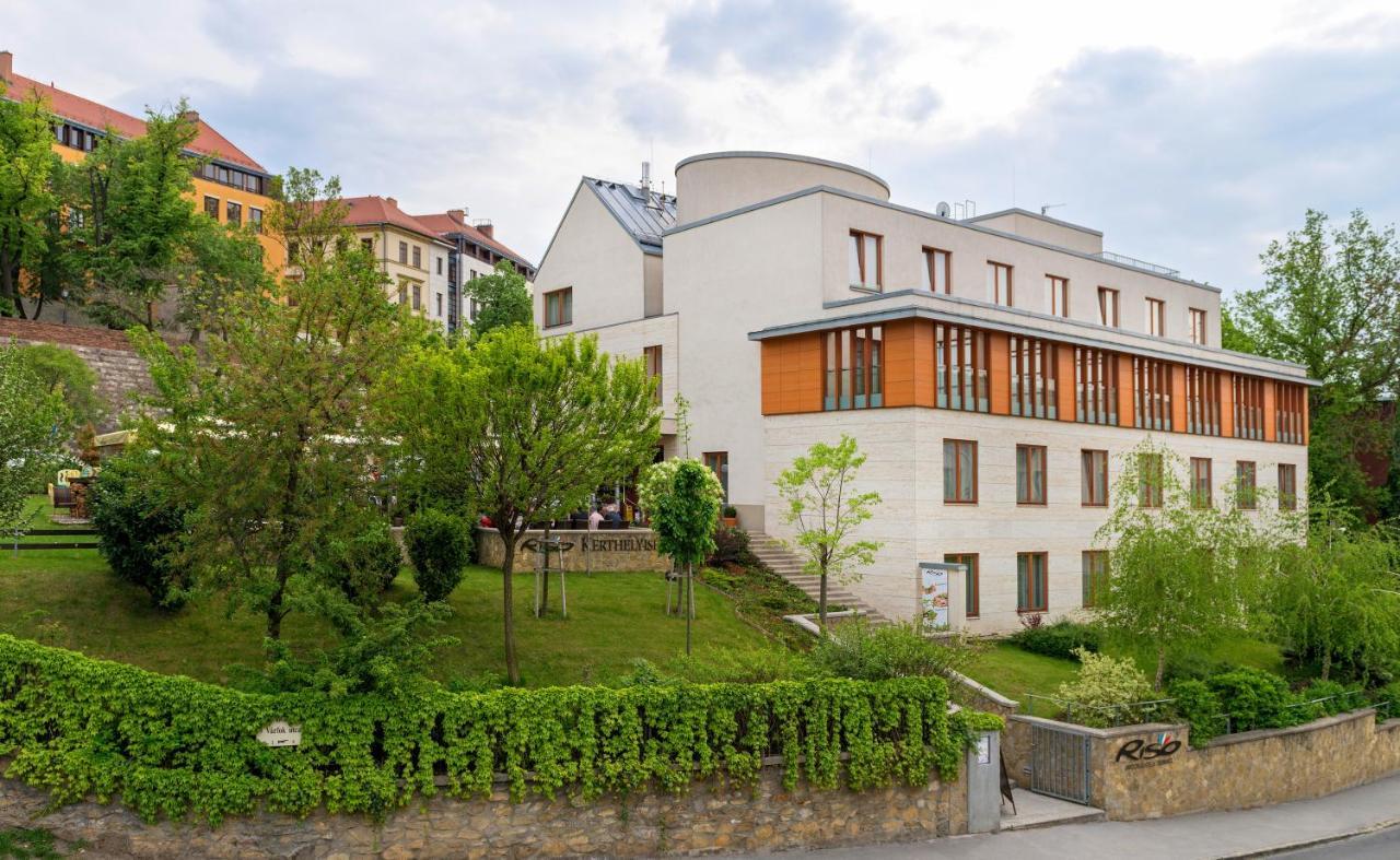 Hotel Castle Garden Budapest Exterior foto